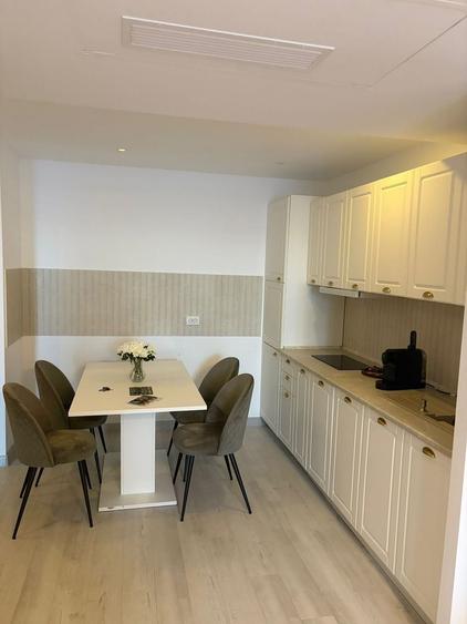 Apartament cu 3 camere, mobilat în Vitan-Bârzești