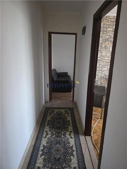 Apartament cu 2 camere decomandat în Solidarității
