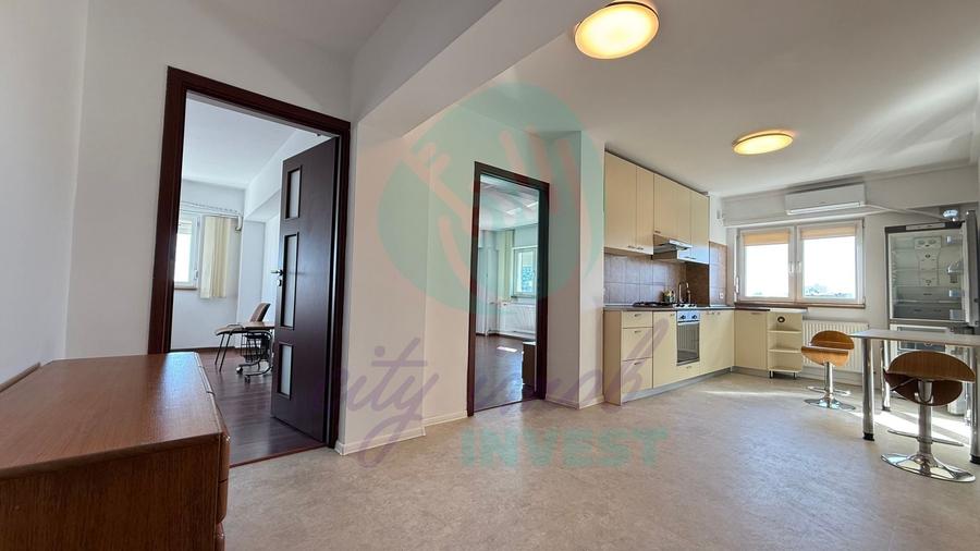 Apartament cu 3 camere decomandat, mobilat în Armeneasca