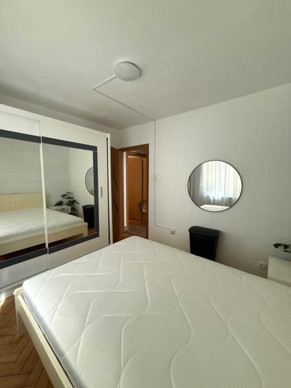 Apartament cu 2 camere decomandat în Complex Studențesc