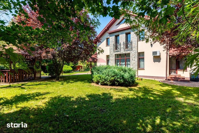 Casă cu 6 camere cu Teren 850 Mp în Corbeanca