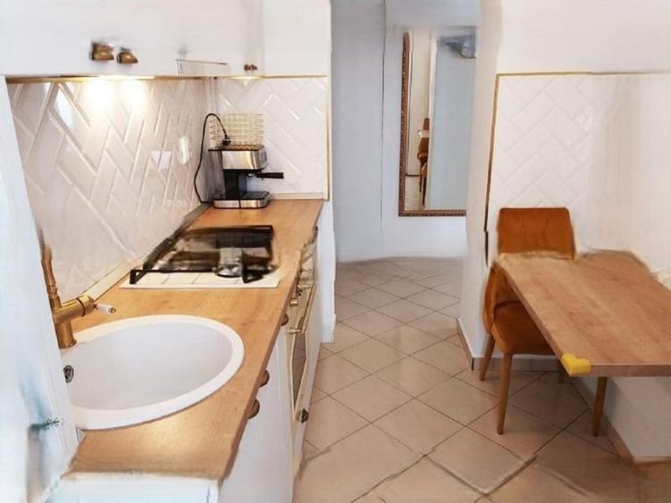 Apartament cu 2 camere decomandat în Centru Civic