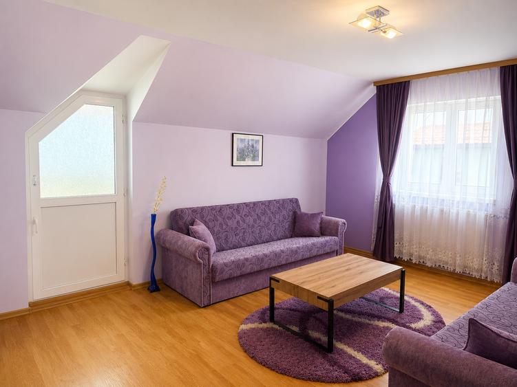 Casă individuală cu 5 camere cu Canalizare în Smeura