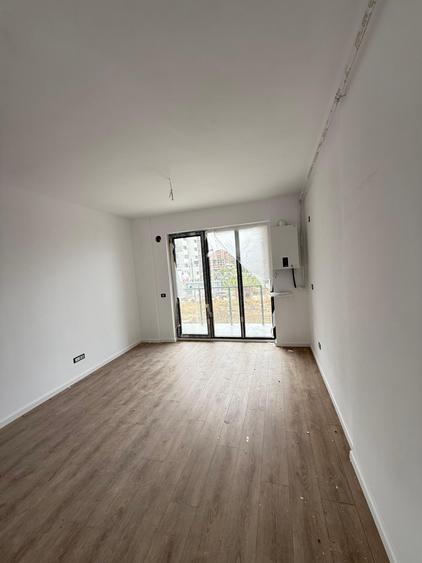 Apartament cu 2 camere semidecomandat în Militari