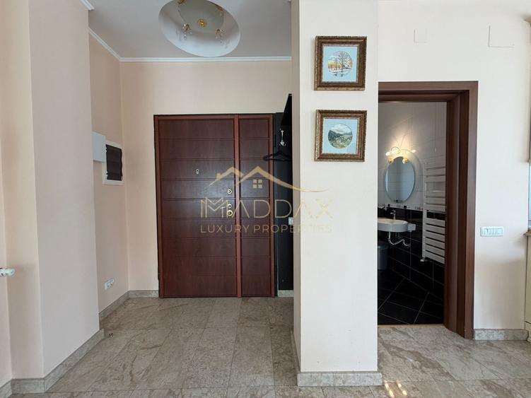 Casă cu 9 camere cu Canalizare în Pipera