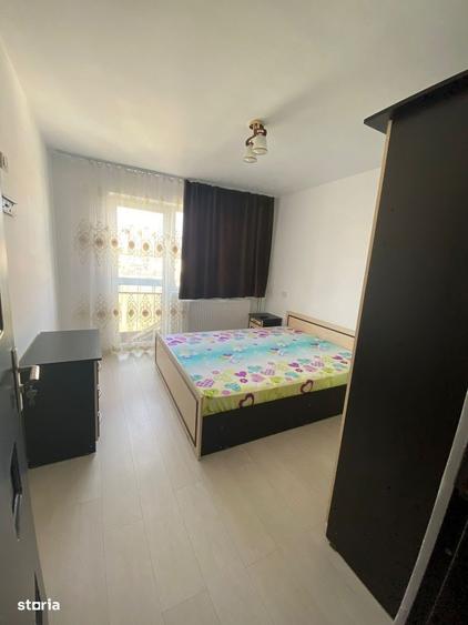 Apartament cu 3 camere în Ostroveni