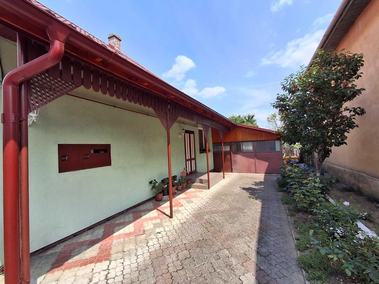 Casă cu 3 camere în Central