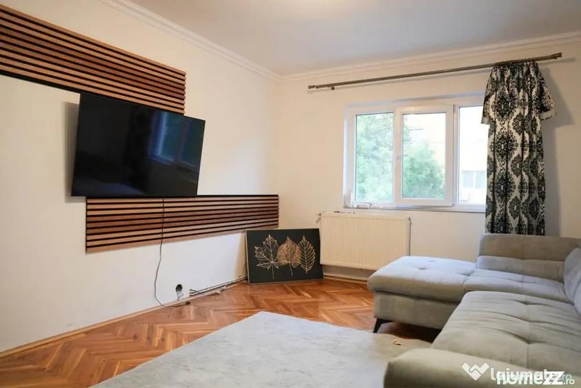 Apartament cu 2 camere decomandat în 1 Mai