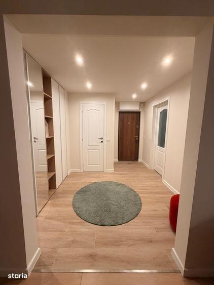 Apartament cu 4 camere în Aviatorilor