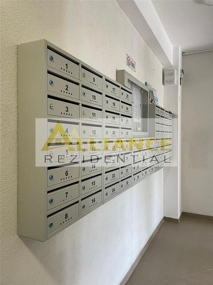Apartament cu 3 camere decomandat în Berceni