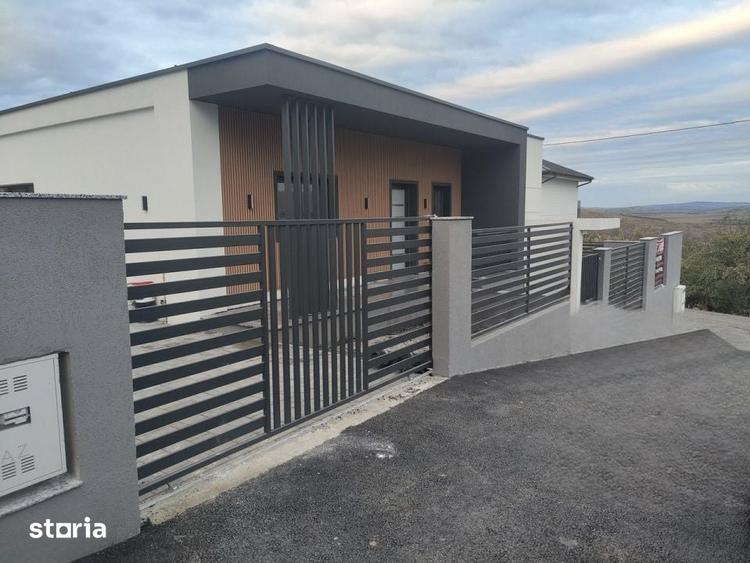 Casa individuala pe un singur nivel, partial finisata, Dezmir - 1