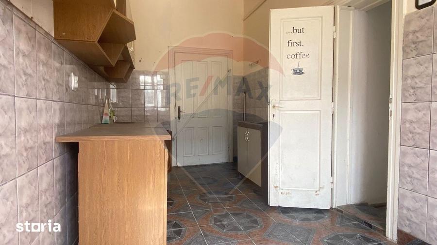 Casa de vanzare in comuna Tarnava pozi?ie centrala, teren generos - 13