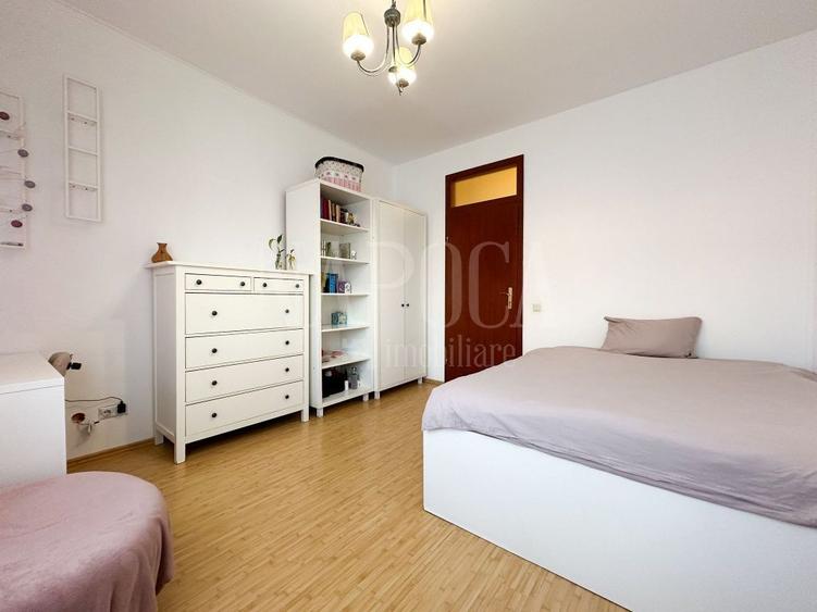 Apartament cu 4 camere semidecomandat în Mărăști