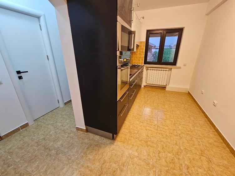 Apartament cu 3 camere decomandat, mobilat în Domenii