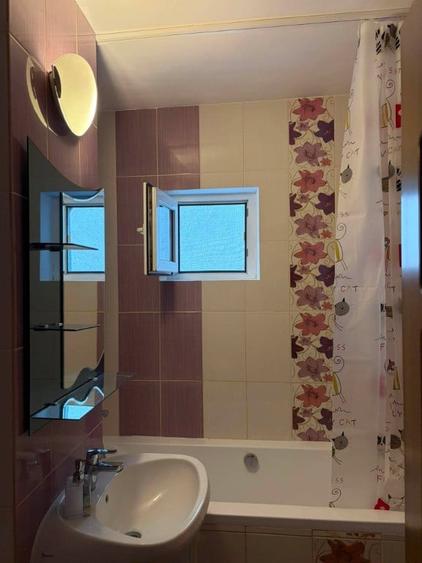 Apartament cu 3 camere decomandat în Metalurgie