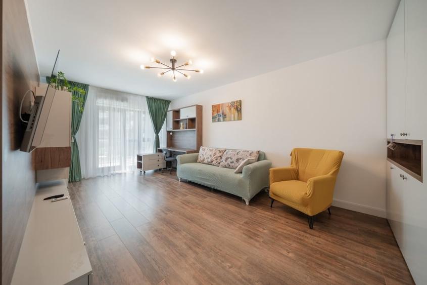 Apartament cu 3 camere decomandat, mobilat în P-ta Presei Libere