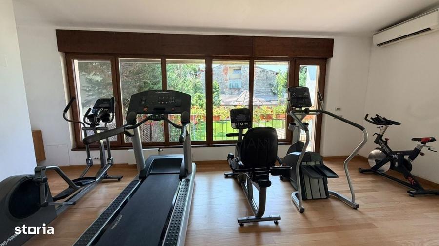Casă cu 4 camere în Unirii