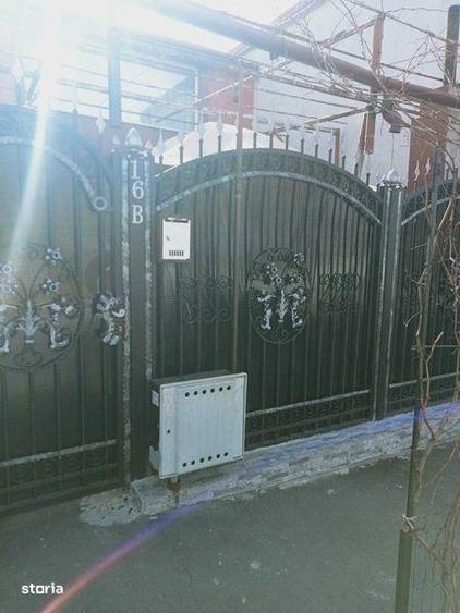 Casă cu 4 camere cu Teren 123 Mp în Cazasu