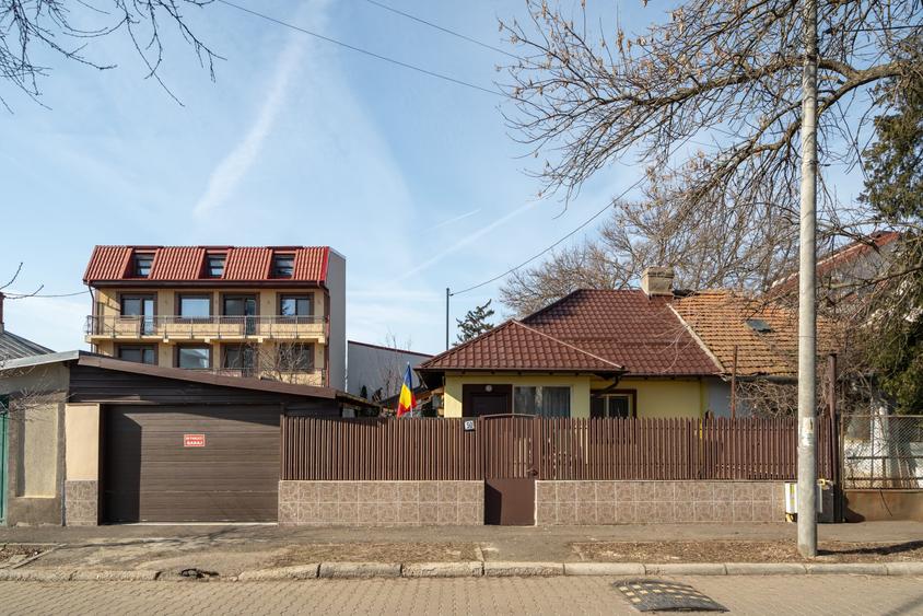 Casă individuală cu 3 camere cu Canalizare în Bucureștii Noi