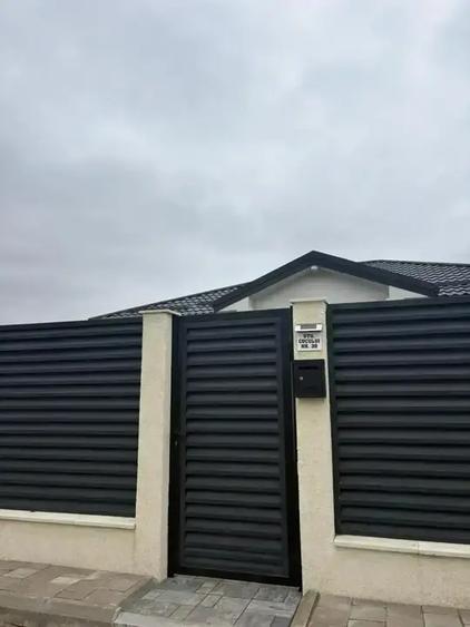 Casă cu 3 camere cu Teren 427 Mp în Central