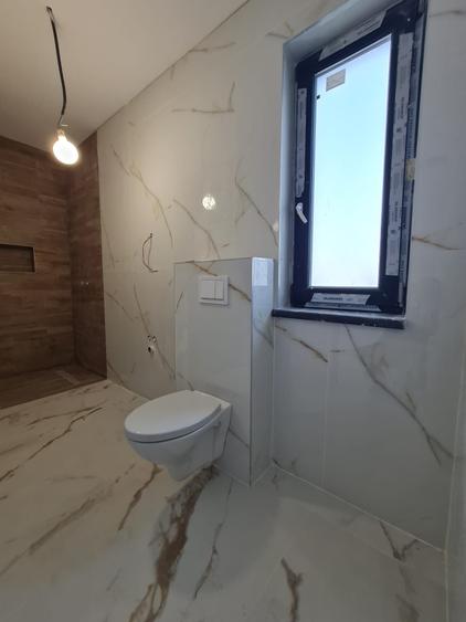 Casă individuală cu 4 camere cu Canalizare în Costi