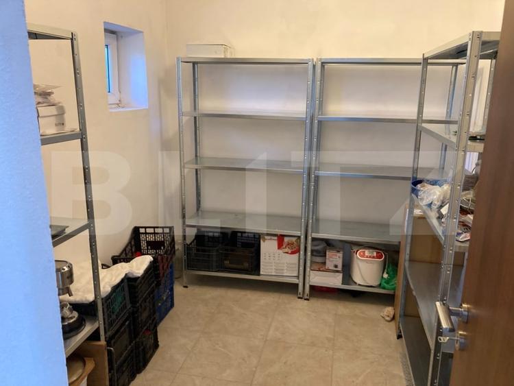 Casă individuală cu 3 camere decomandat cu Teren 250 Mp în Șimnicu de Sus