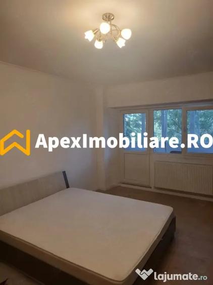 Garsonieră decomandată în Vitan