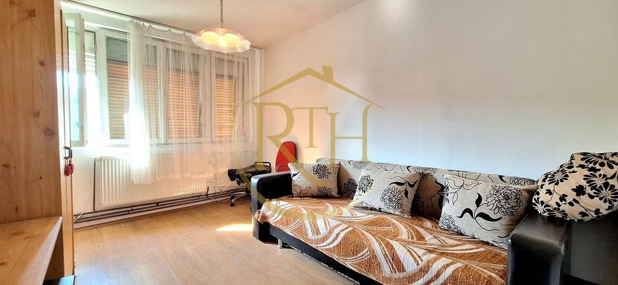 Apartament cu 2 camere decomandat, mobilat în Torontalului