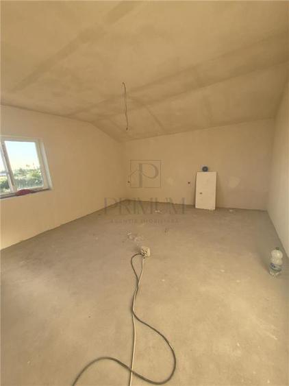 Duplex cu 4 camere cu Teren 300 Mp în Moșnița Nouă