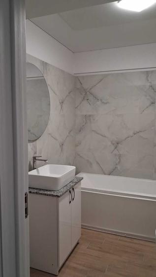 Apartament cu 2 camere decomandat în Nicolina