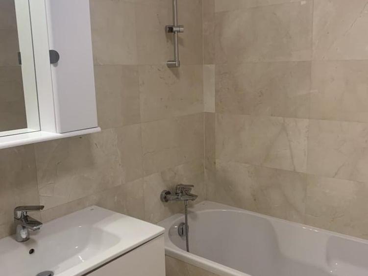 Apartament cu 2 camere semidecomandat în Ștefan cel Mare