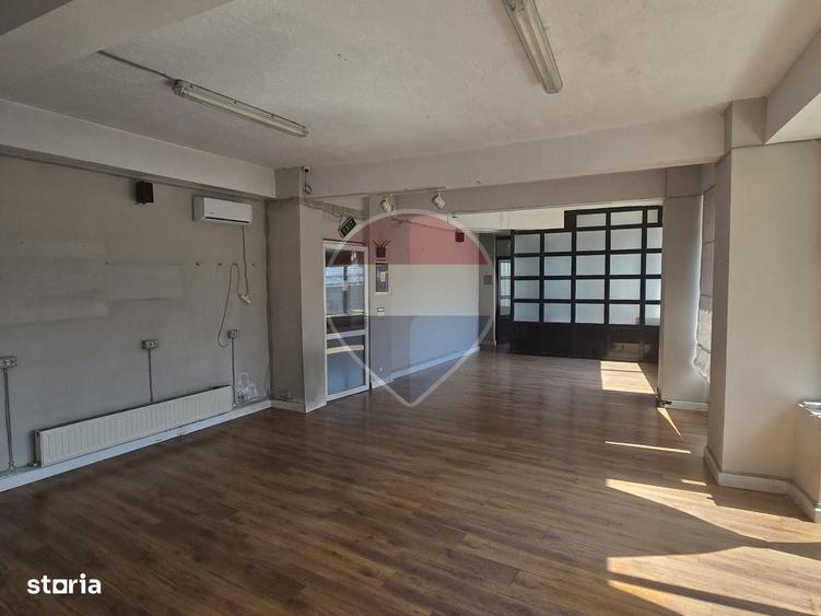 Spațiu comercial, de 230 mp, în Gara de Nord