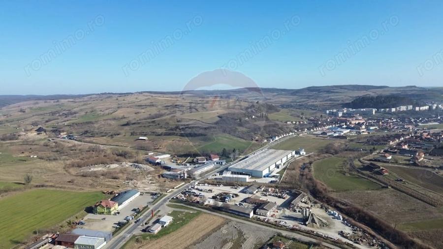 Teren de 21547 mp, în Central