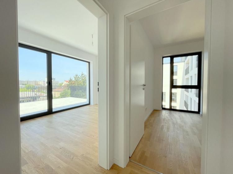 Apartament cu 3 camere decomandat în Ultracentral