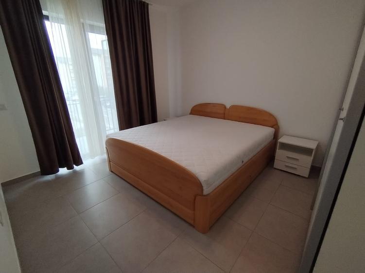 Apartament cu 2 camere decomandat în Giroc