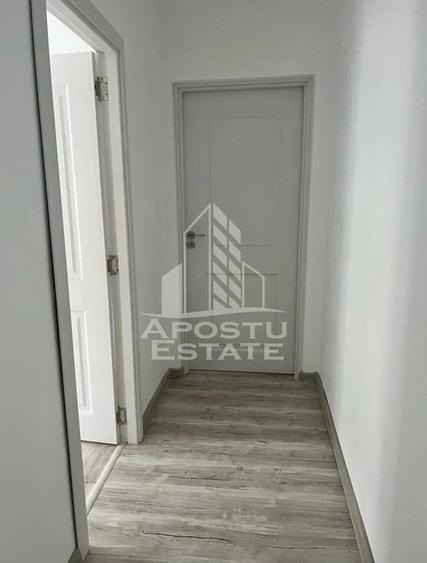 Apartament cu 3 camere semidecomandat în Dacia