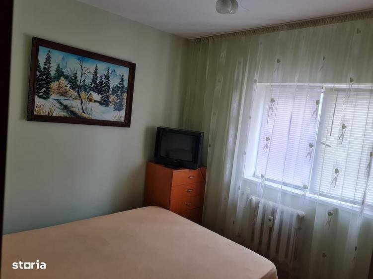 Apartament cu 2 camere semidecomandat în Republicii