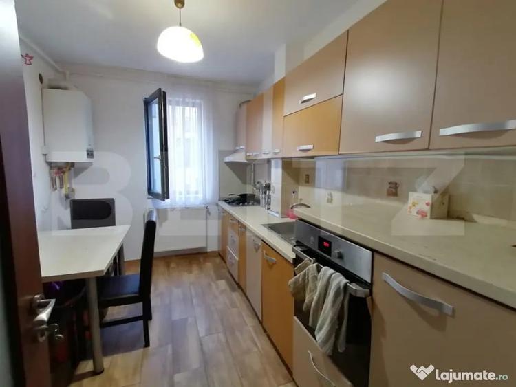 Apartament cu 2 camere decomandat în Între Lacuri