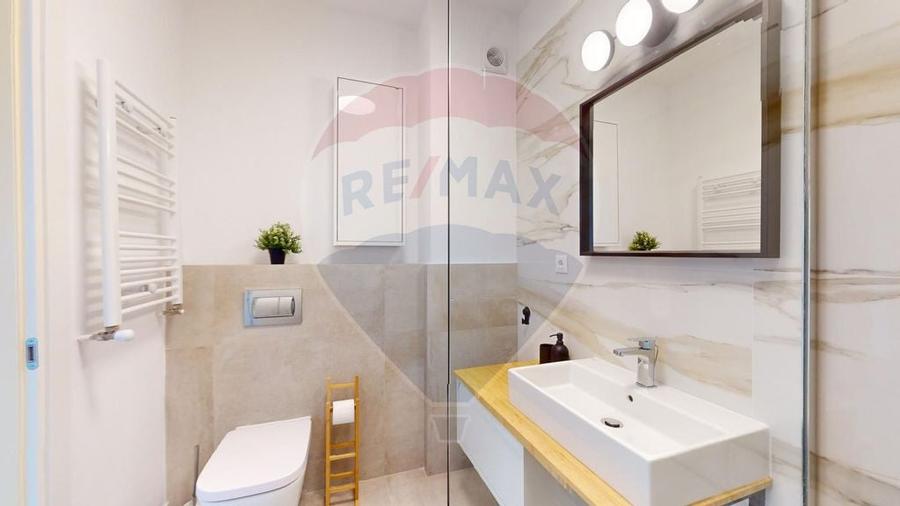 Apartament cu 2 camere decomandat în Central