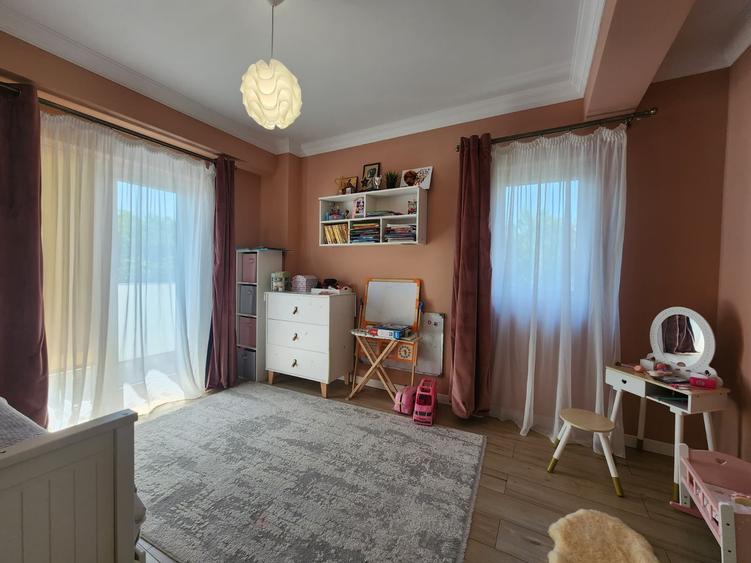 Duplex cu 4 camere cu Canalizare în Galata