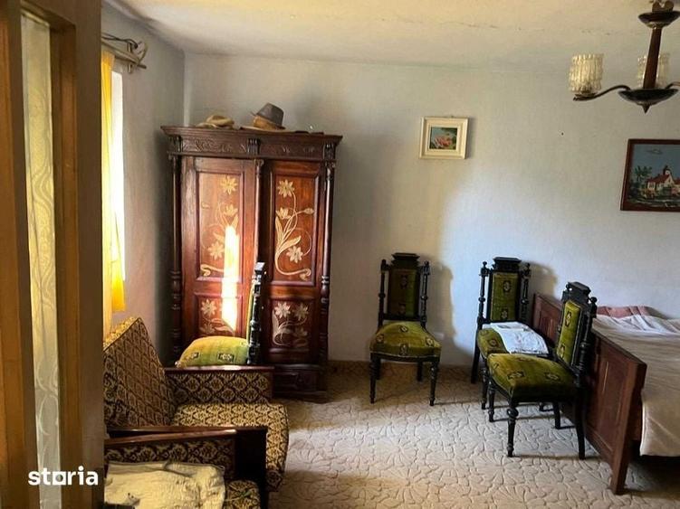 Casă cu 4 camere cu Teren 160 Mp în Vârteșcoiu