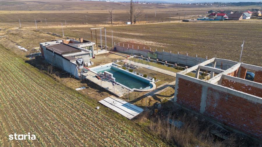 Teren de 13500 mp, în Voinești