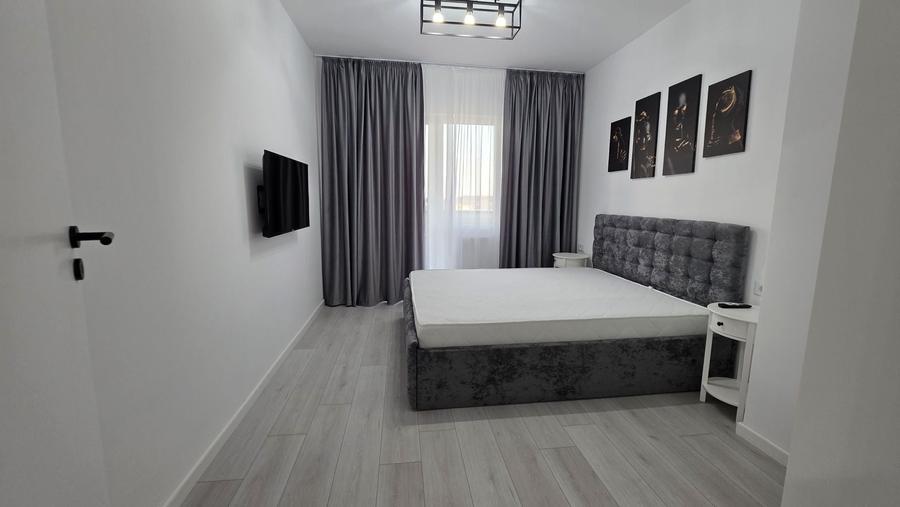 Apartament cu 2 camere semidecomandat în Păcii
