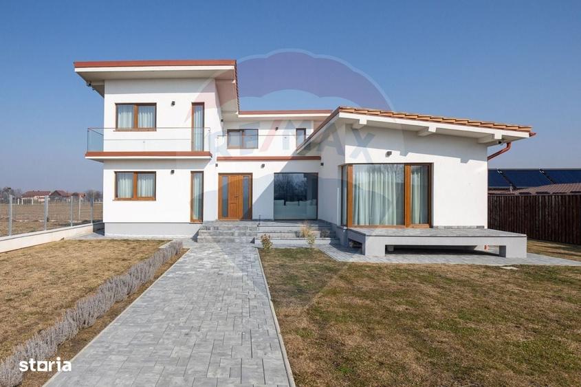 Casă cu 4 camere cu Teren 767 Mp în Stupinii Prejmerului