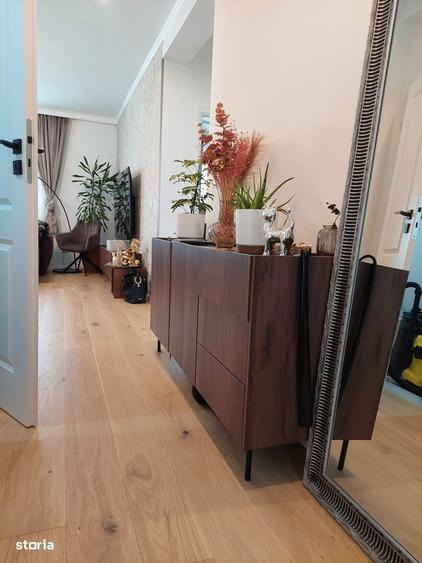 Casă cu 4 camere cu Teren 450 Mp în Central