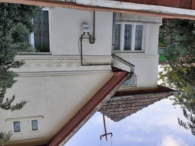 Casă cu 3 camere cu Teren 1800 Mp în Sânger
