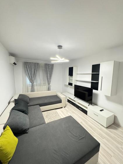Apartament cu 2 camere decomandat în Dacia