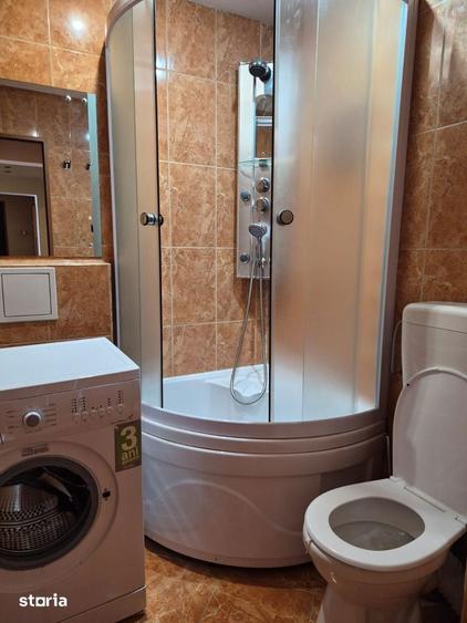 Apartament cu 3 camere în Tractorul