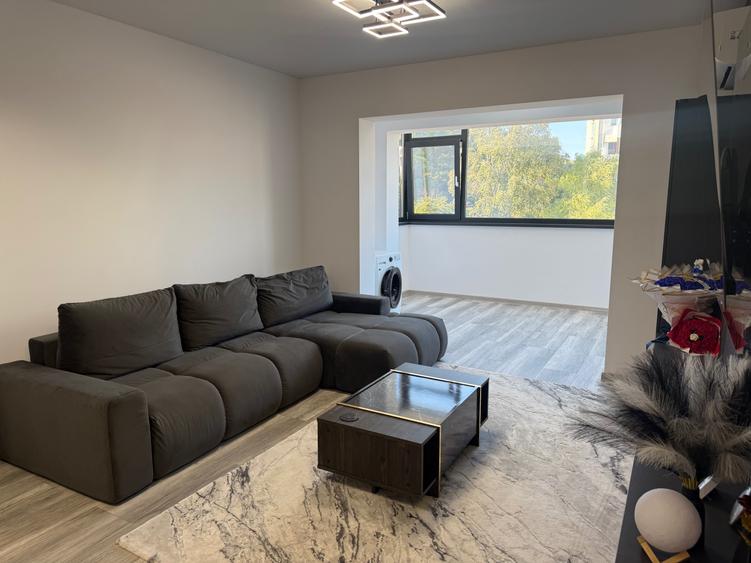 Apartament de vanzare - 3