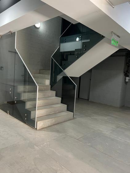 Apartament cu 2 camere decomandat în Est